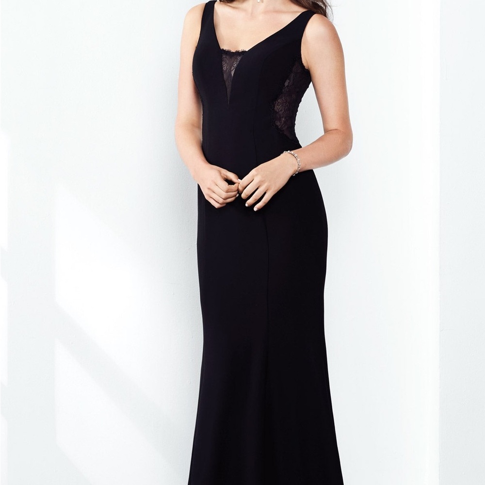 Allover Chantilly Lace/Crepe Midnight Blue Gown